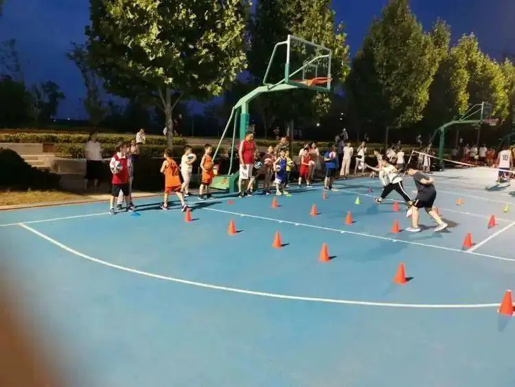 职业篮球运动员分享比赛中的训练心得_2